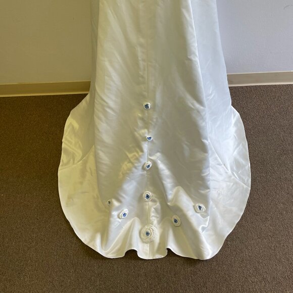 Handmade White and Blue wedding gown Size 10 USED - Picture 4 of 9